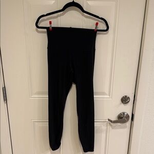 Black Lululemon Ribbed Align Leggings